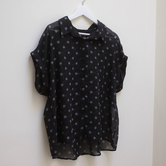 { We Love Fine Shirt } Chiffon Heroes of the Storm Button Down - Picture 2 of 8